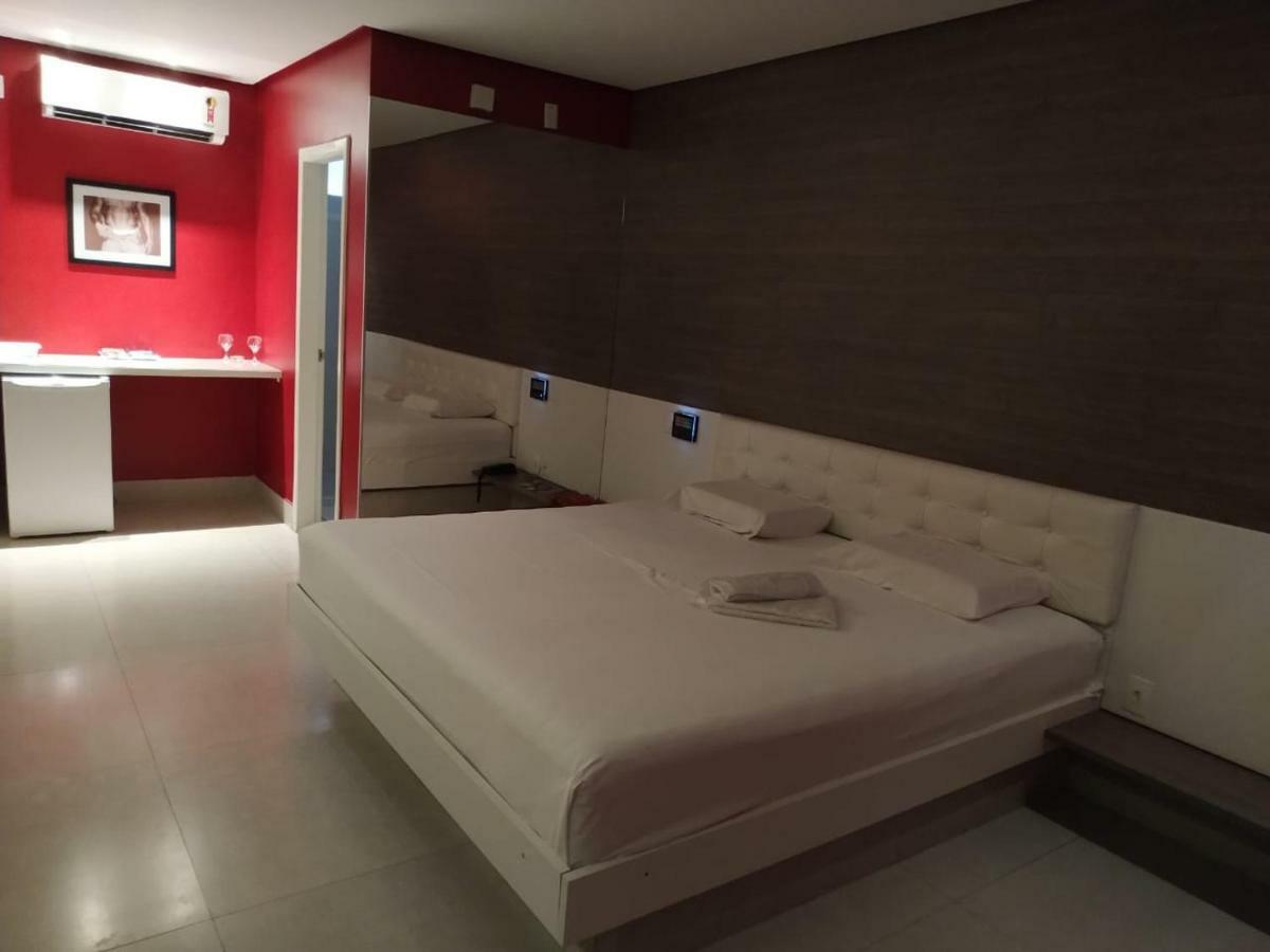 Vegas Motel Imperatriz Eksteriør bilde